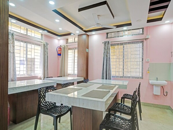 House | Dining