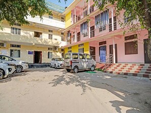 House | Exterior - Super Hotel O Chandmari Guwahati (Guwahati)