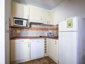 House | Private kitchen - P. Minervois C Ndeg02 - Villa 3P6 (Homps)