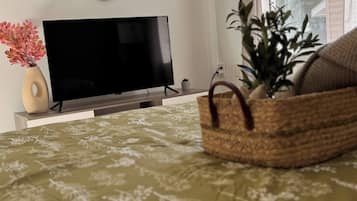 Fer et planche Ă repasser, Wi-Fi, draps fournis