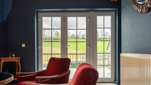 House | Living room - Spacious Holiday Home With Sunny Terrace (Dinant)