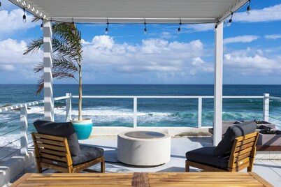 Beachfront Villa • Infinity Pool • Rooftop Lounge • Master Suite w/ Balcony