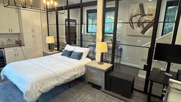 Schreibtisch, Bügeleisen/Bügelbrett, kostenloses WLAN, Bettwäsche