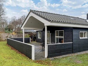 Exterior - 4 Star Holiday Home in Glesborg (Glesborg)