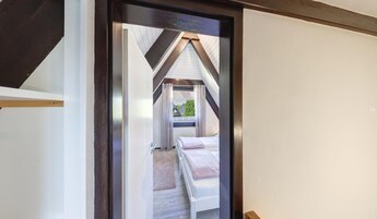 2 habitaciones y muebles diferentes