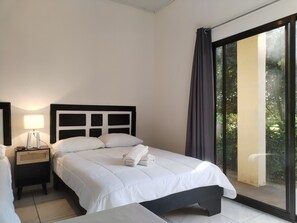 Internet, bed sheets - Studio/Pool/WIFI-Full kitchen-A/C-Large Beach-Sunset-Surf***. (Playa Grande)