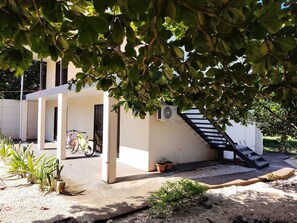 Property grounds - Studio/Pool/WIFI-Full kitchen-A/C-Large Beach-Sunset-Surf***. (Playa Grande)