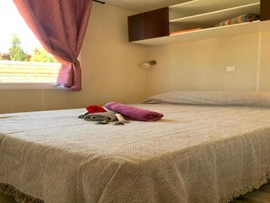 Apartamento | 3 dormitorios, mobiliario individual, tabla de planchar con plancha
