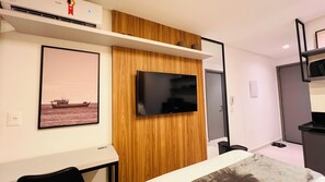 Iron/ironing board, Internet, bed sheets - Beachfront Flat - Beachfront Building Breeze 317 Algodão Flats (JOÃO PESSOA)