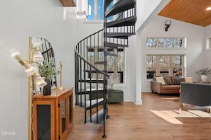 Interior - One mile from Dollywood, Cal Ripken fields and the Parkway. Brand New Cabin!! (Pigeon Forge)