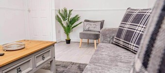 CozyRetreat|Parking|Contractor|Professional|Family