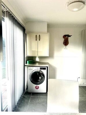 Interior - Ama comfort stay (Colchester)