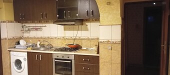 Large 7-Bedroom Lodge in Craiova – Ideal for Big Groups • Sleeps 36