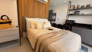 Iron/ironing board, WiFi, bed sheets - Beachfront Apartment - Breeze 318 Algodão Flats Building (João Pessoa)