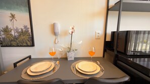 Dining - Beachfront Apartment - Breeze 318 Algodão Flats Building (João Pessoa)