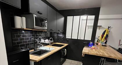 . Beau 2 piĂšces aux portes de Paris â proche Stade de France