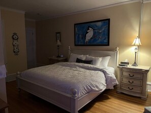 Strykjärn/strykbräda, gratis wi-fi och sängkläder