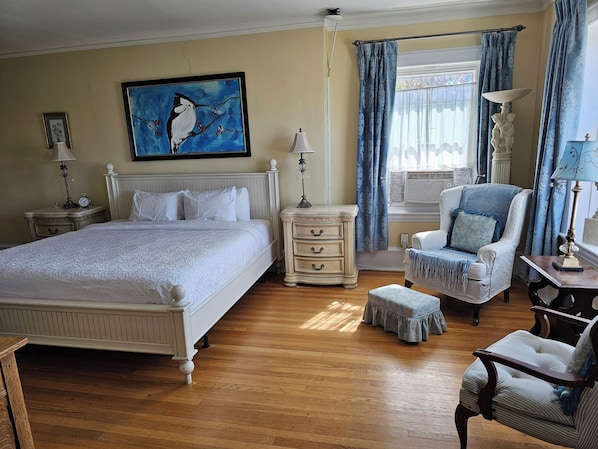 Strykjärn/strykbräda, gratis wi-fi och sängkläder