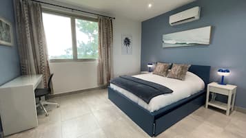 1 habitación, tabla de planchar con plancha, wifi y ropa de cama