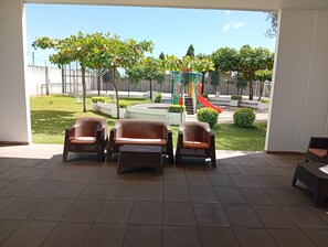 Property grounds - Beautiful and cozy family home, 4 bedroom/3 bathroom with Rent a car available (Nejapa)