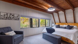 3 室のベッドルーム、アイロン / アイロン台、旅行用ベビーベッド、WiFi (無料)
