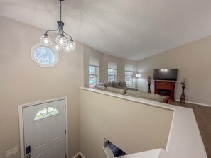 Interior - Spacious Home near Downtown, 3 BD, Garage, Balcony, Pet Friendly, 2 living rooms (Columbus)
