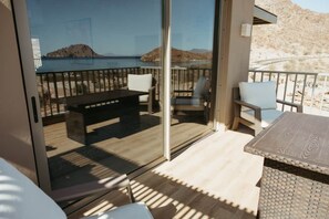 Property grounds - 1601 2BR/3BA Oceanfront PH @ Loreto @ Danzante Bay (Ensenada Blanca)