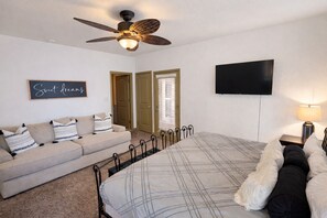 Iron/ironing board, WiFi, bed sheets