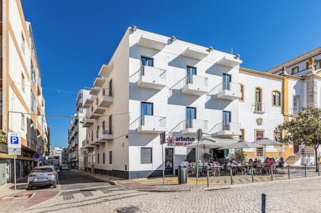 外观. Arbutus民宿与酒吧