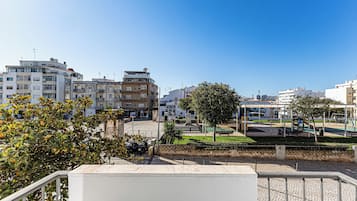 Basic Single Room | Free WiFi