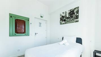 Basic Single Room | Free WiFi