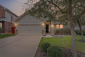 Exterior - Spacious 3BR Getaway w Dedicated Office | Sleeps 5 (Leander)
