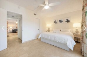 1 bedroom, iron/ironing board, WiFi, bed sheets - Best location! Min. from the beach, restaurants, nightlife and historic parks. (Fort Lauderdale)