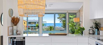 Beachside 2-Bed Townhouse with Ocean Views