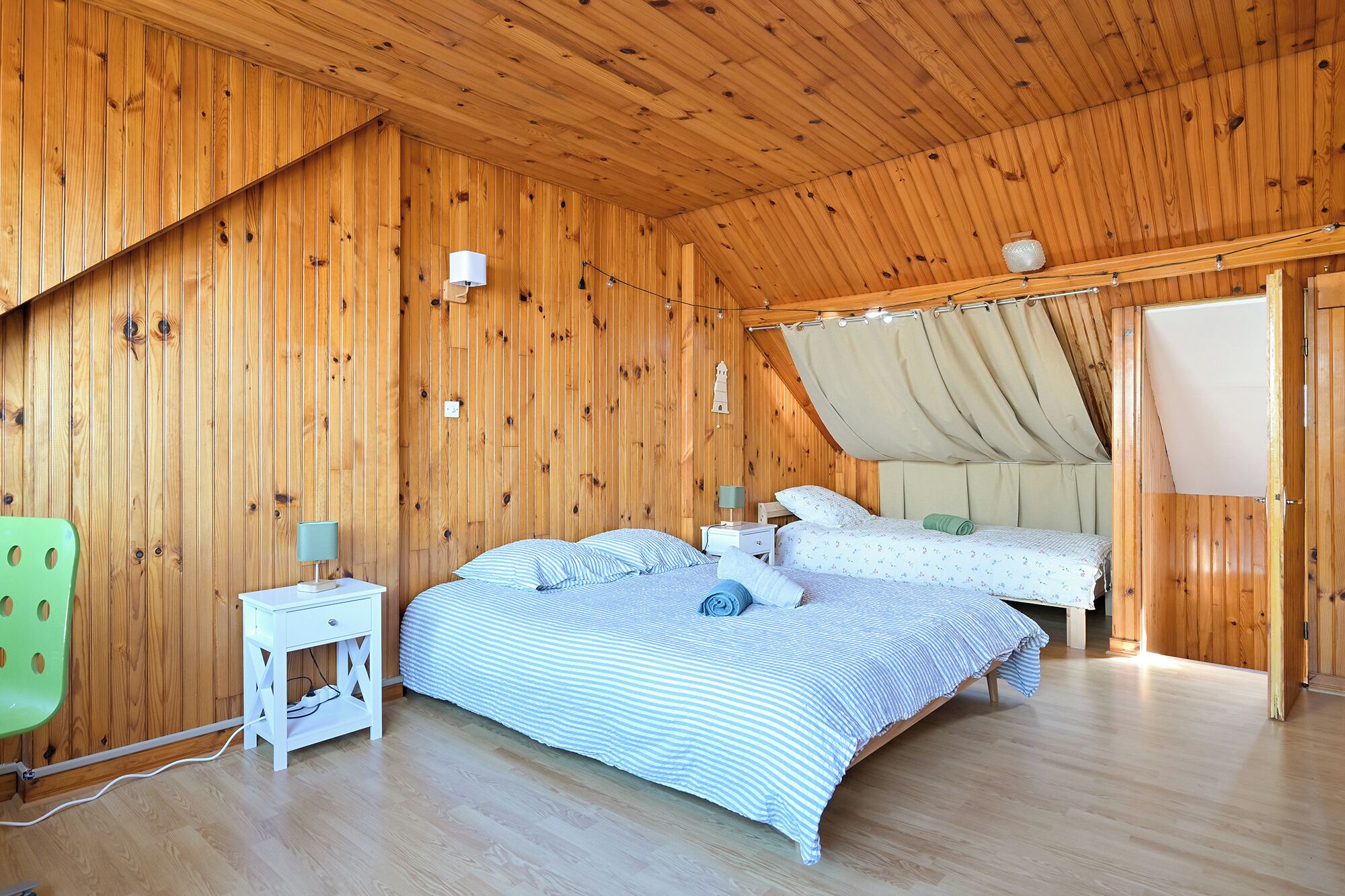 Superior House, Sea View | Iron/ironing board, free WiFi