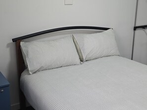 Standard-dobbeltværelse - ikke-ryger - fælles badeværelse | Gratis Wi-Fi