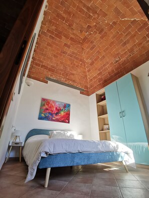 Free WiFi, bed sheets - COURTESY124 Family apartment within walking distance of the center (Pisa)
