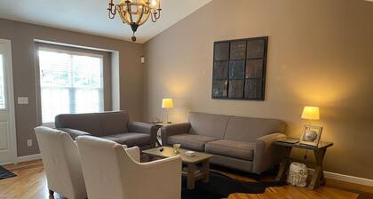 Spacious and Serene 4-bedroom townhome in charming Lawrence