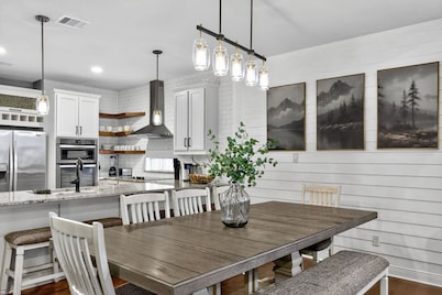 Family-Friendly 4BR Home with Game Room and Covered Patio