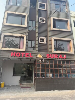 Front of property - Hotel Suraj By T And M Hotels (Haridwar)