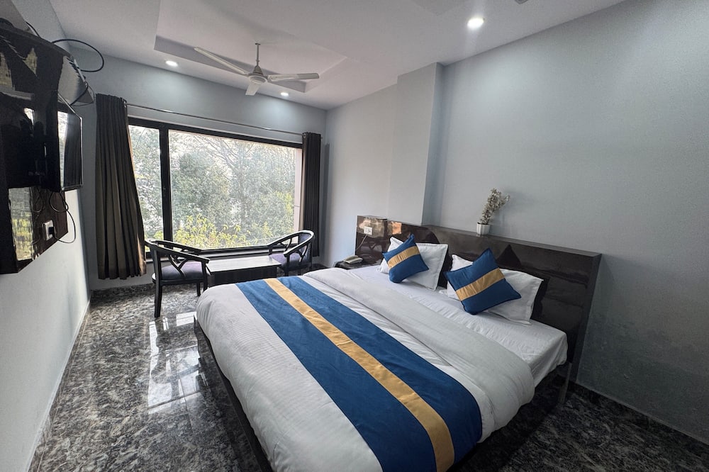 Hotel Suraj By T And M Hotels