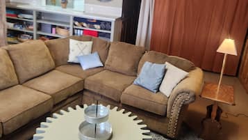 Smart TV, lettore DVD, videoteca, stampante