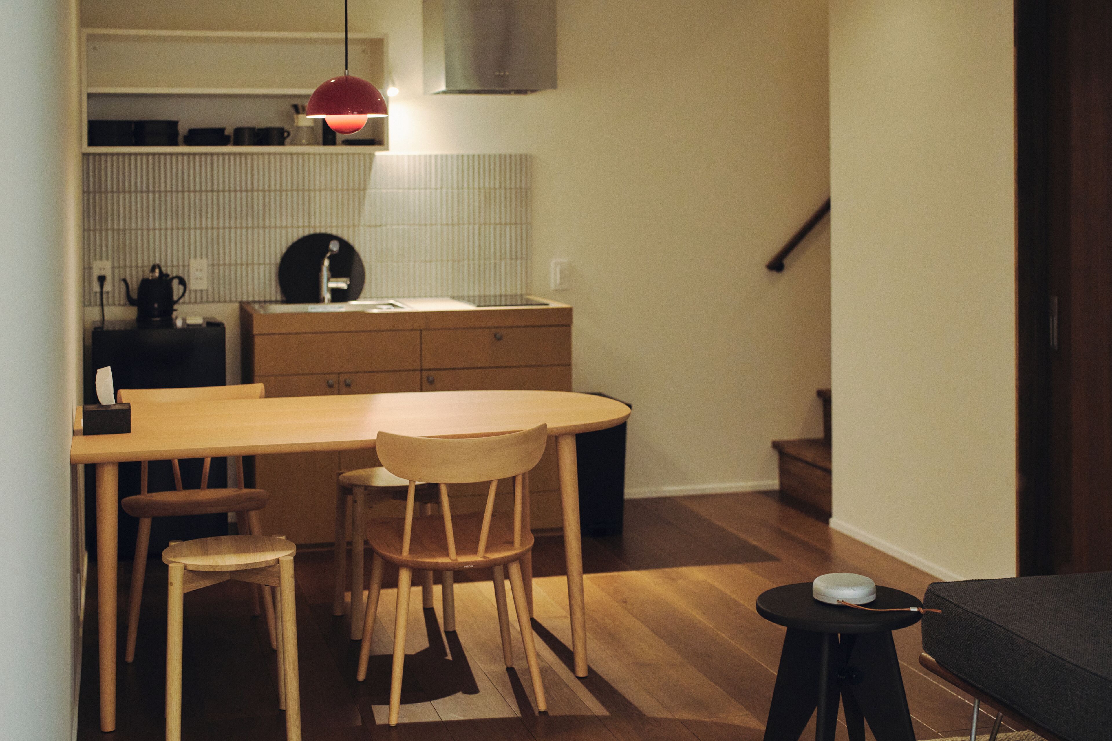 غرفة فاخرة رباعية - لغير المدخنين | خزنة داخل الغرفة ومساحة عمل للكمبيوتر المحمول ومكواة/لوح كي