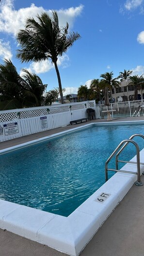 Pool - Cozy apartment in Marathon key (Marathon)