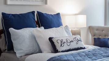 2 makuuhuonetta, silitysrauta/-lauta, Wi-Fi, vuodevaatteet