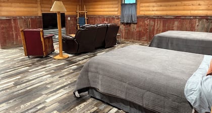 Cozy, yet spacious 2 bed, brand new space in downtown Hamilton Kansas!