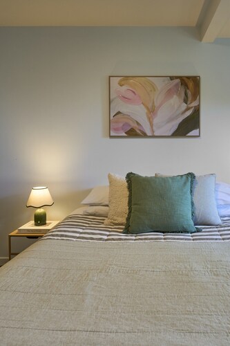 A Real Ponsonby Treat — Two Bedrooms, Parking