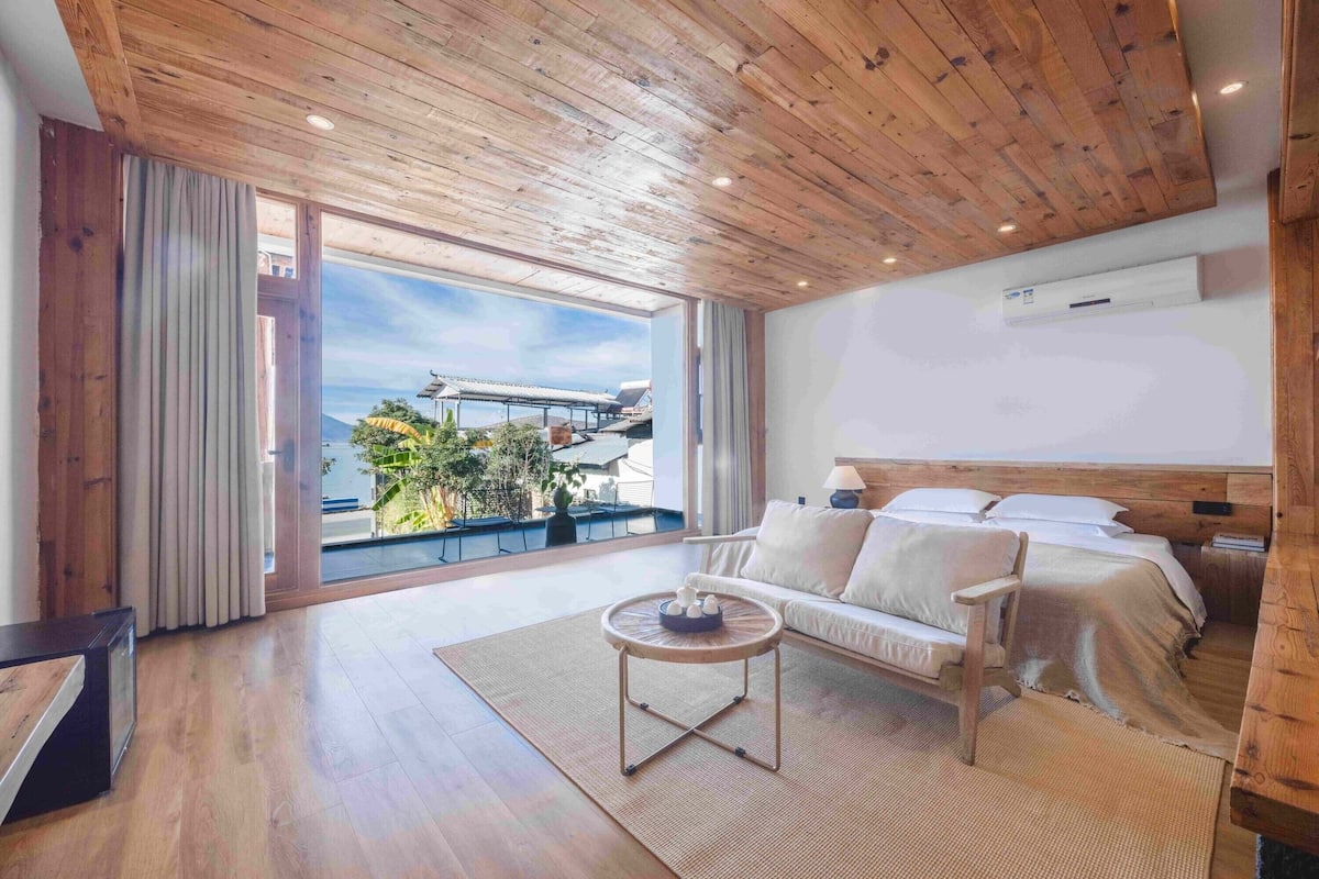 Superior-sviitti, merinäköala | Näkymä huoneesta