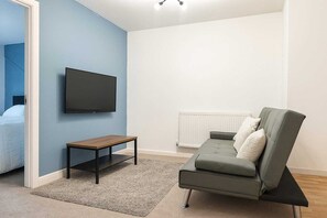 Bügeleisen/Bügelbrett, WLAN, Bettwäsche