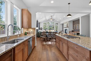 Private kitchen